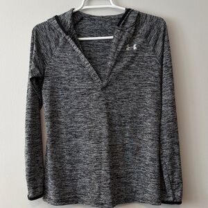 Under Armour, long sleeve shirt